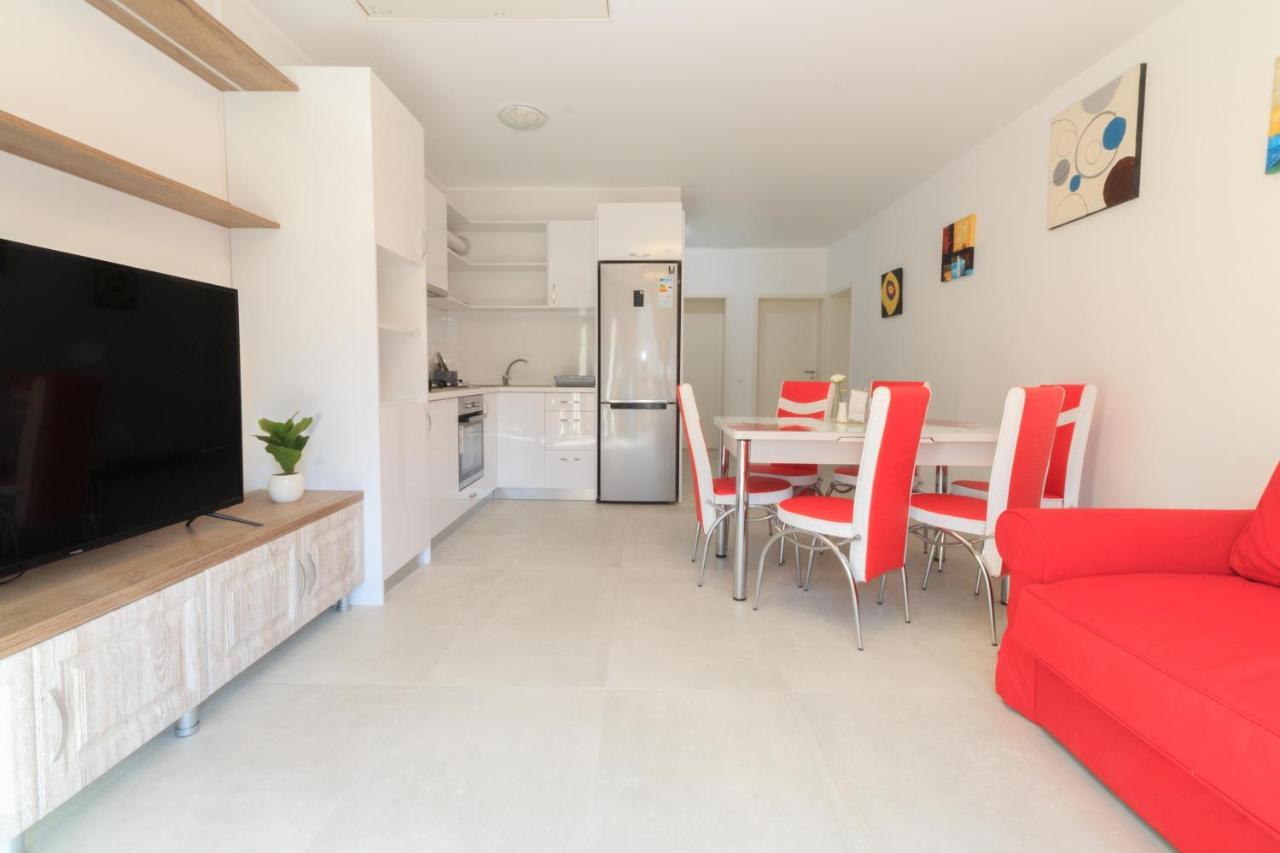 Stars & Mountain Apartment بوستين المظهر الخارجي الصورة